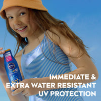 Beiersdorf NIVEA SUN Kids Protect & Care SPF 50+ Lotion (200ml), Moisturising Sun Cream Protects Delicate Skin Against Sunburn and Long-Term UV Damage, Fast-Absorbing No White Cast Sun Lotion