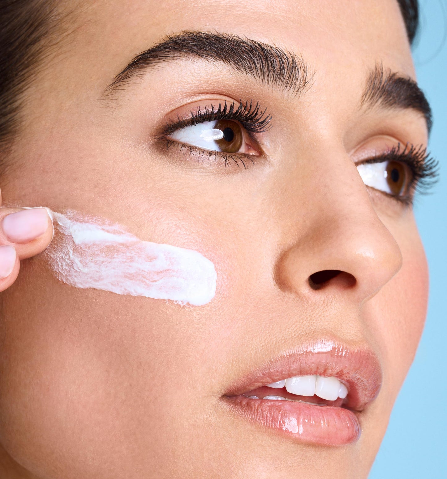 Collistar Anti-Aging Cleansing Milk Face Eyes Gently Removes Makeup, Impurities and Pollution Particles, Silicones and Animal Orgy Ingredients, for Mature Skin, 250ml