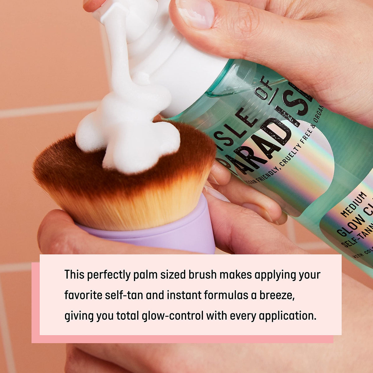 Isle of Paradise Self Tan Big Blending Kabuki Brush Applicator