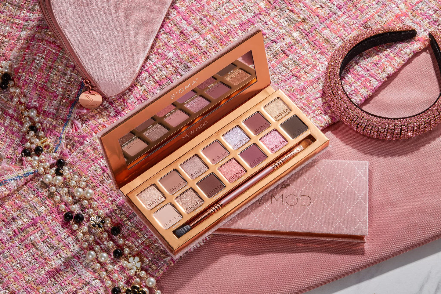 Sigma Beauty New Mod Eyeshadow Palette - Neutral Mauve Eyeshadow Shades - Warm Eyeshadow Shades in Matte, Shimmer and Metallic Finishes - Highly Pigmented Vegan Eye Makeup Palette - Clean Beauty