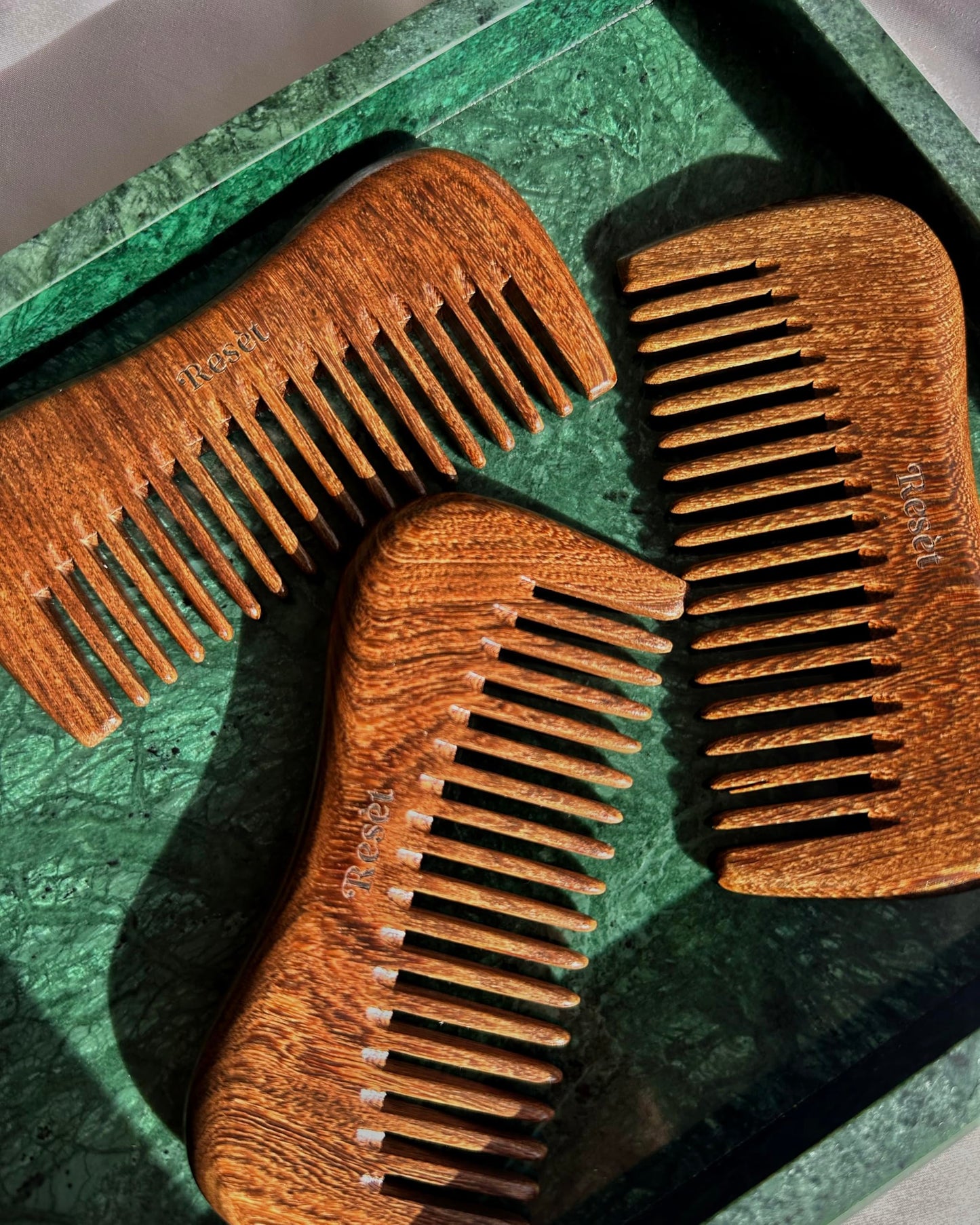 Resèt 100% Natural Handmade Sandalwood Comb | Soft Wide Tooth Wooden Comb for Wet and Dry Hair | Eco-Friendly Anti-Static Wooden Massage Comb | Wooden Hair Detangler for Men and Women
