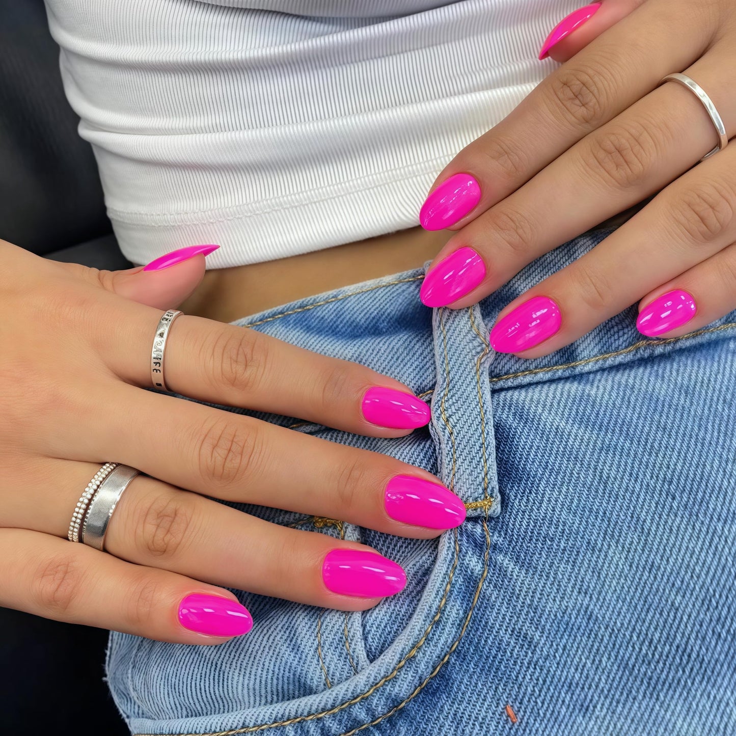 KQueenest Hot Pink Press on Nails Short Oval, Short False Nails Almond, Glossy Solid Vibrant Bright Pink Fake Nails Set, Reusable Natural Gel Stick on Nail for Women Finger Daily Wear 24 Pcs