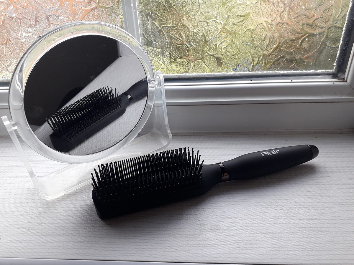 Flair Brush Flair Firm Bristle 9 Row Round Rubber Grip Styling Brush