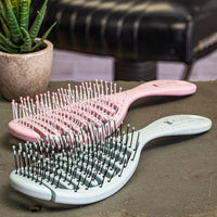 K Kumi Professional Beauty Kumi Blue Detangling Hair Brush - Wheat Straw Derived Anti-Breakage detangling Brush, Flexible Straw Brush for Wet and Dry Hair - Ideal for Home Use - Eco Friendly Hairbrush