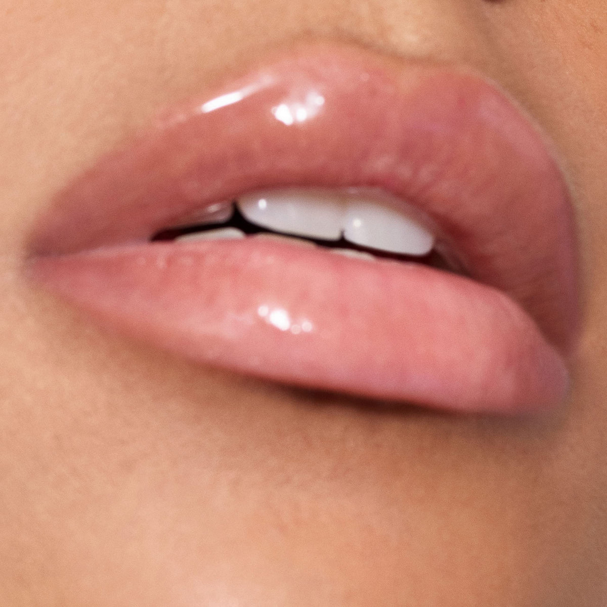 Makeup Revolution Rehab Overnight Lip Serum