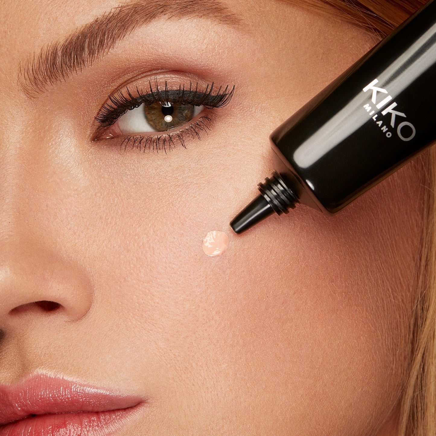KIKO Milano Daily Protection Bb Cream Spf 30-01, Tinted Cream To Protect, Perfect And Moisturise The Skin