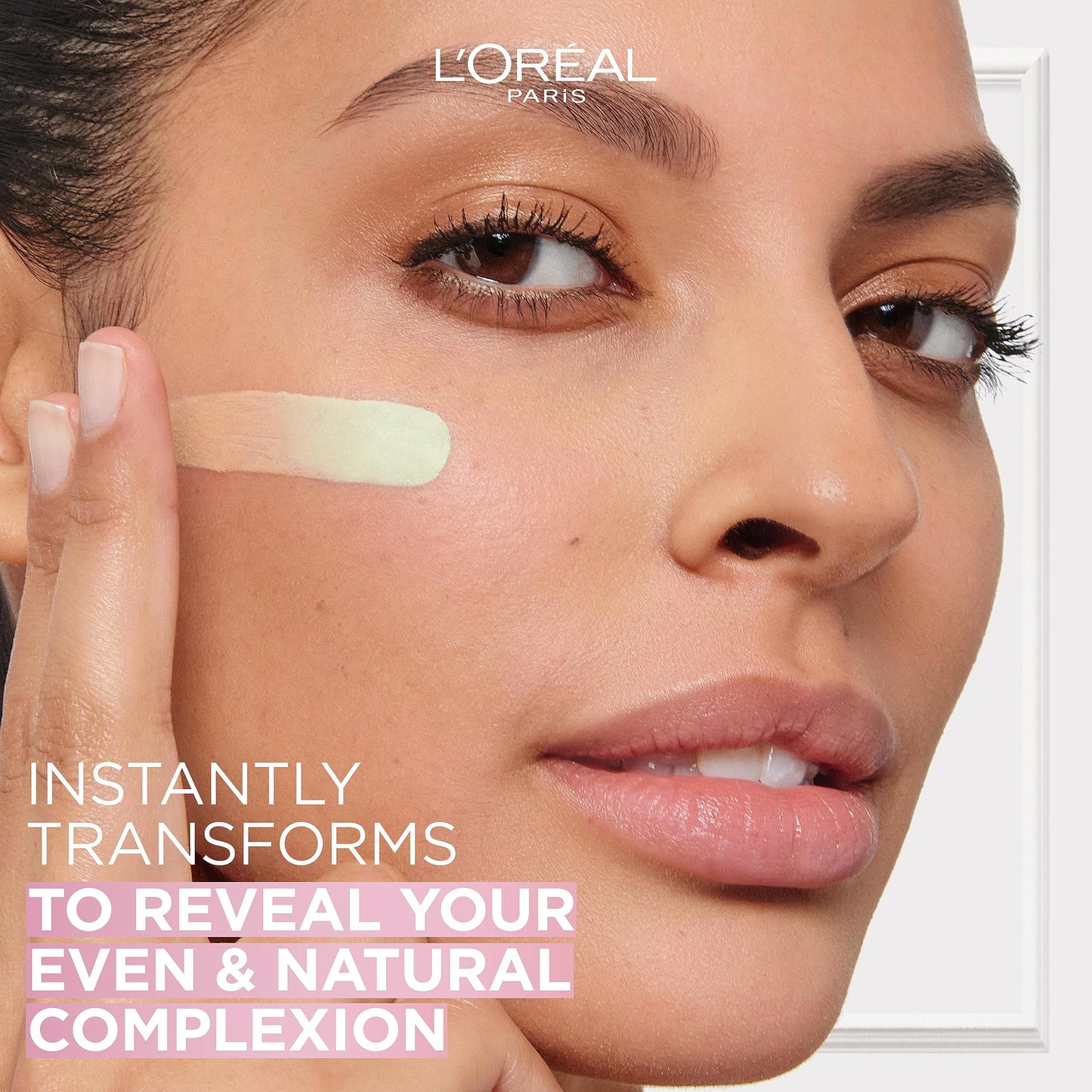 L'Oréal Paris Magic CC Cream with SPF 20, Anti-Redness and Colour Correcting, With Vitamins B5 and E, Lightweight Hydrating Formula Adapts to Skin Tone for a Natural Glowy Finish, 30 ml