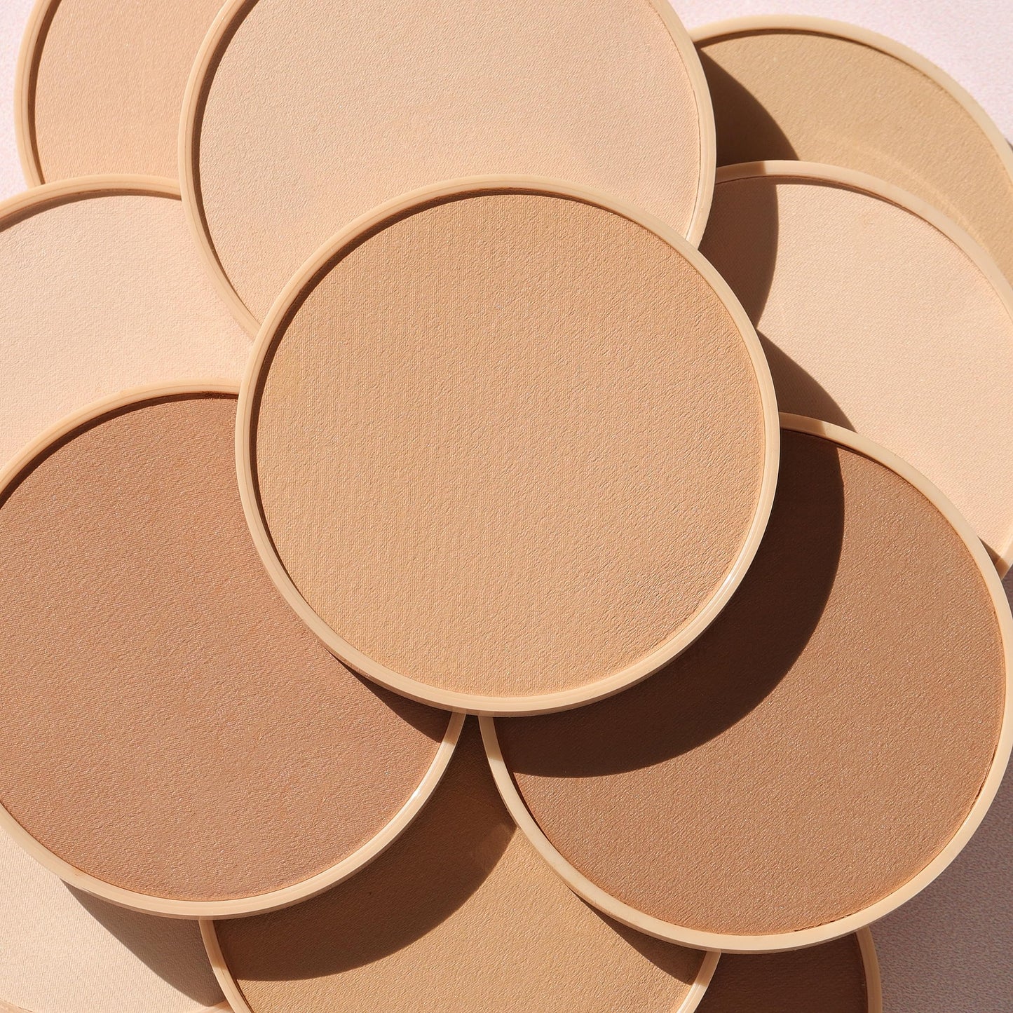 Wander Beauty Wanderlust Powder Foundation - Medium - Blurs and Evens Skin Tone - Perfects and Hydrates With Hyaluronic Acid, Aloe, Honeysuckle, & Vitamin E - Lightweight, Buildable Coverage